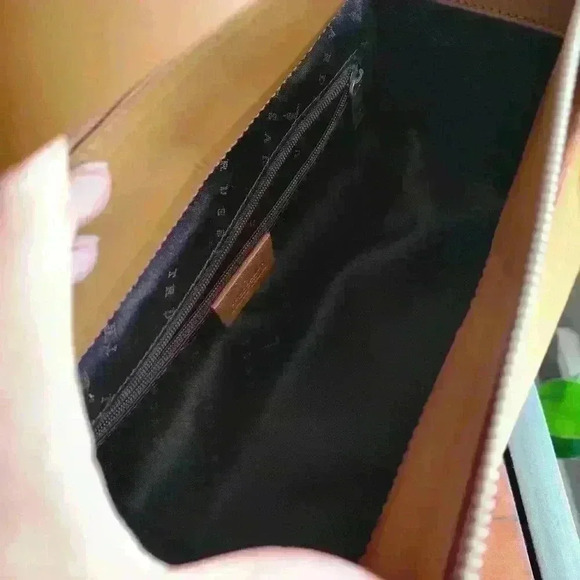 Rare Find Trussardi Brown Smooth Italy Leather Small Silvertone Logo Handbag - Picture 4 of 12